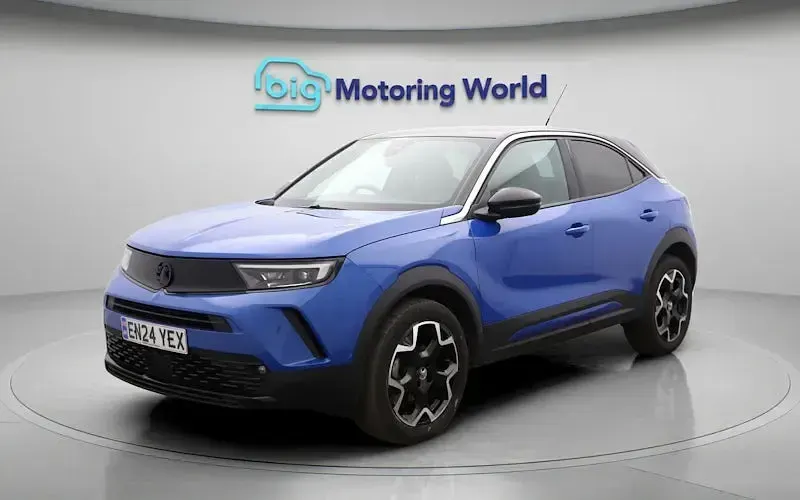 Second-hand Vauxhall Mokka Ultimate 131 CP (96 kW) 2024 Albastru SUV