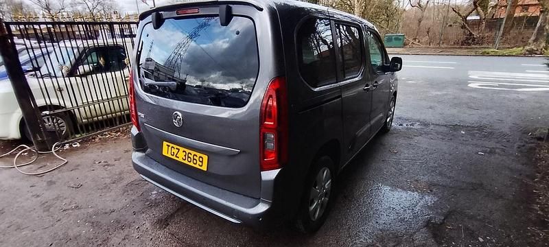 Used Vauxhall Combo S 100 HP (73 kW) 2021 Grey MPV