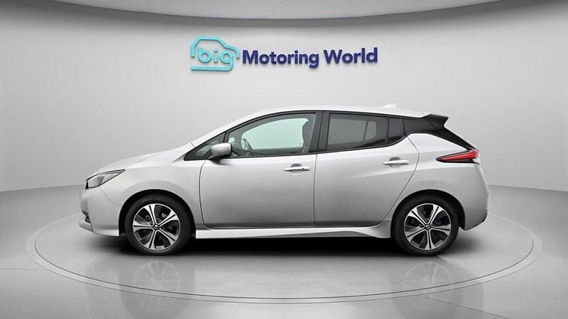 Usado Nissan Leaf N-Connecta 110 kW (150 HP) 2021 Citadino