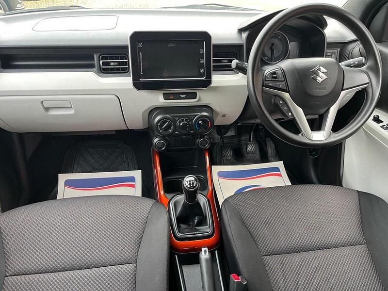 Used Suzuki Ignis SZ-T 90 HP (66 kW) 2019 White SUV