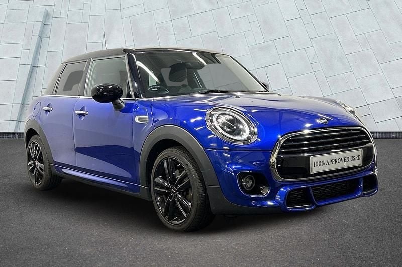 Blue Used 2020 Mini Cooper Hatch Hatchback | £16,200 (Fair price) - Image 1/4