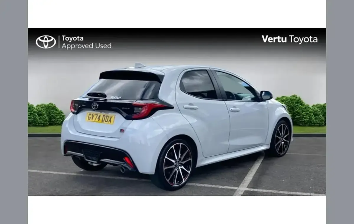 Used Toyota Yaris Sport 128 HP (94 kW) 2024 Grey Hatchback