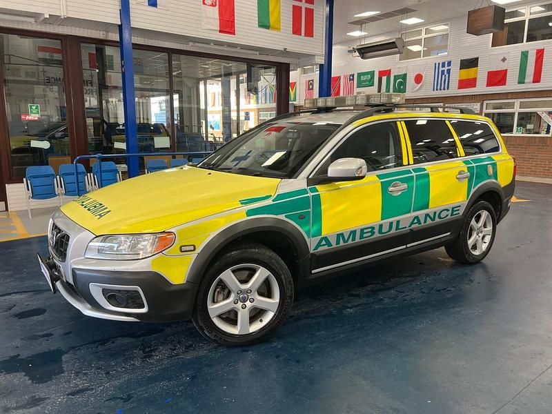 Used Volvo XC70 205 HP (150 kW) 2011 Silver Estate