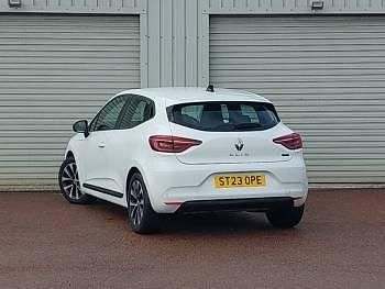 Usado Renault Clio V Evolution 145 HP (106 kW) 2023 Branco Citadino