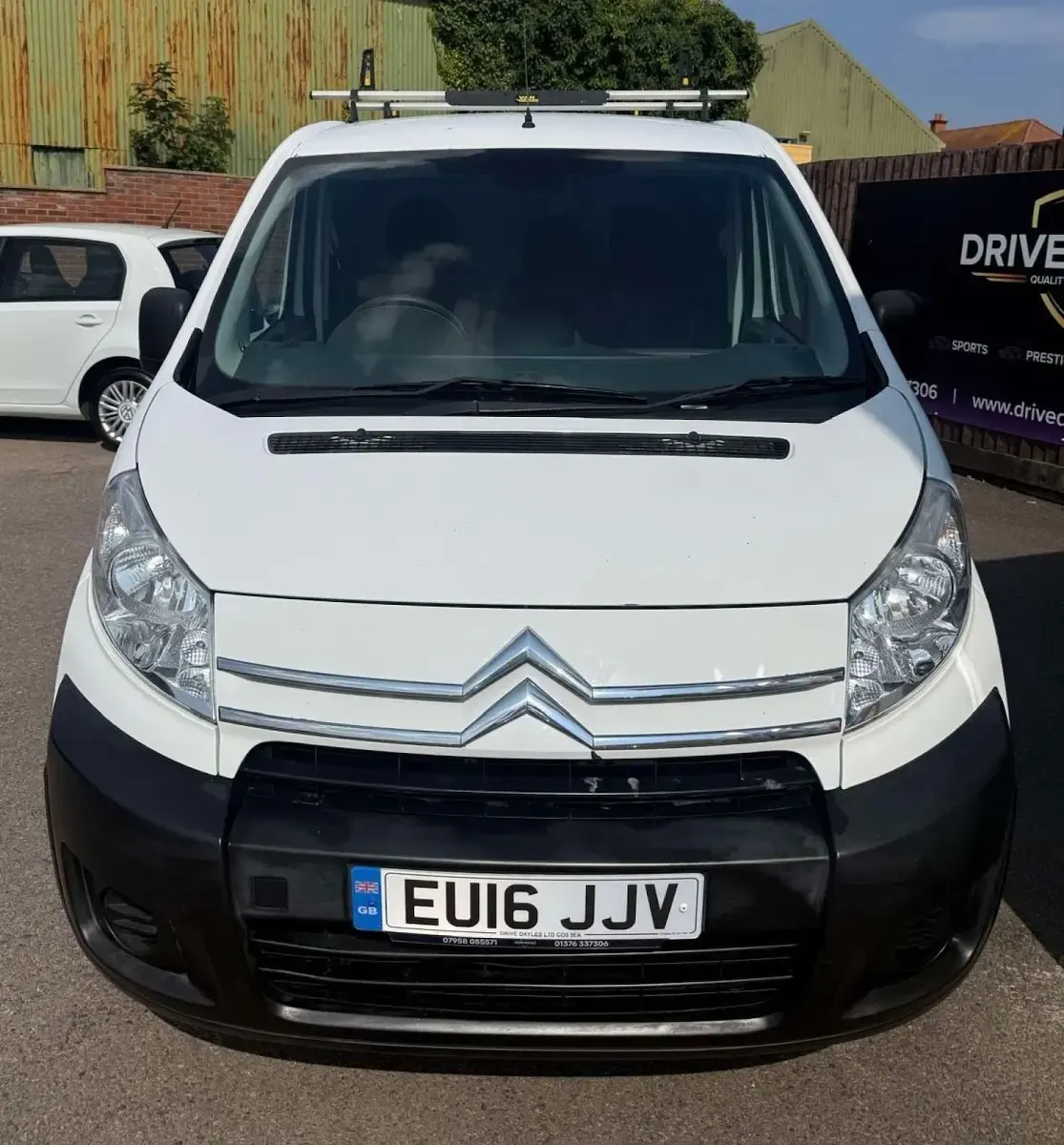 Used Citroën Dispatch 2016 White MPV