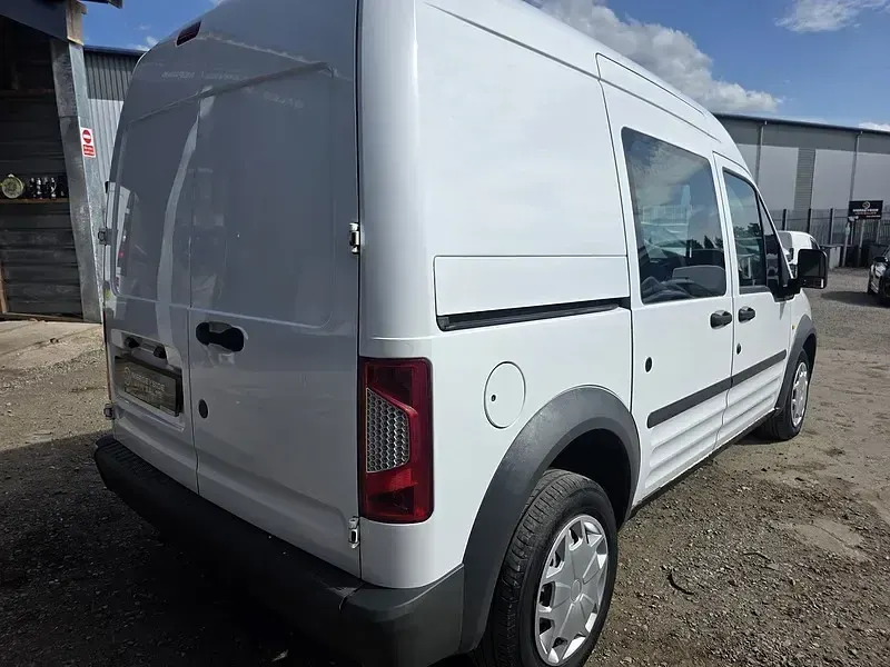 Used Ford Transit Connect 90 HP (66 kW) 2012 White MPV