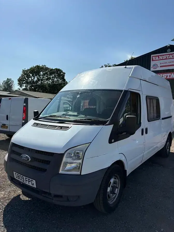 Used Ford Transit 100 HP (73 kW) 2009 White Van