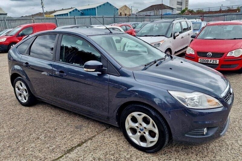 Grey Used 2008 Ford Focus Style Hatchback | £1,650 (Good price) - Image 1/1