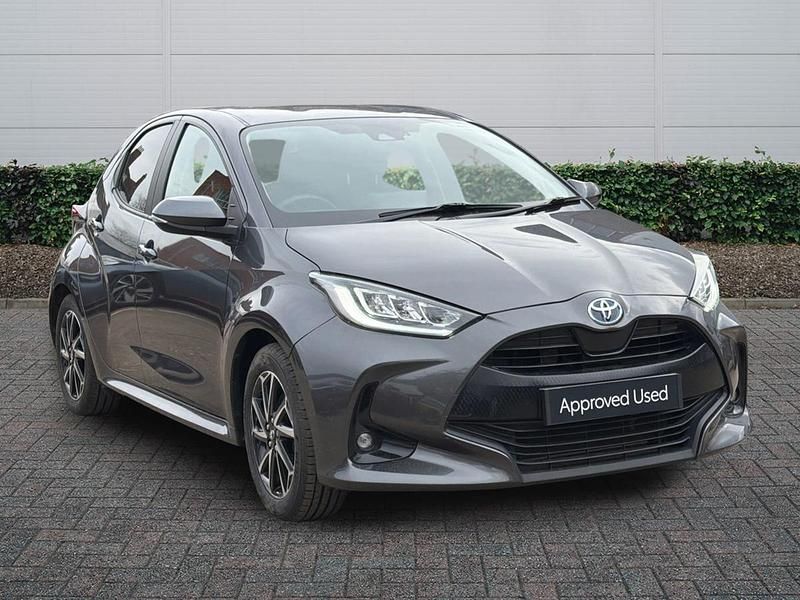 Used Toyota Yaris Hybrid Design 2022 Grey Hatchback