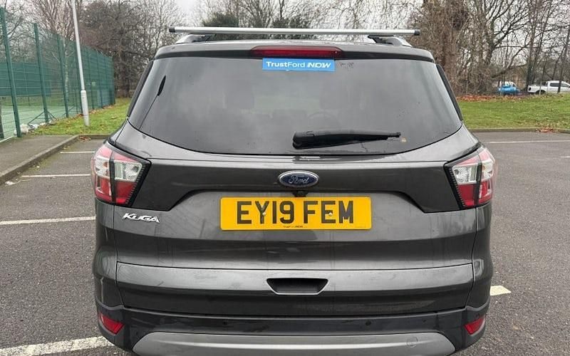 Used Ford Kuga Titanium 120 HP (88 kW) 2019 Grey SUV