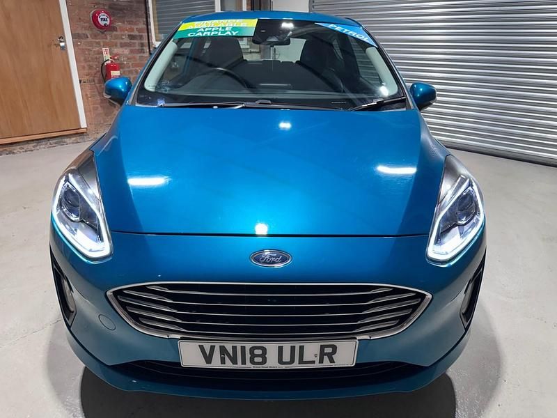 Used Ford Fiesta Zetec 70 HP (51 kW) 2018 Blue Hatchback