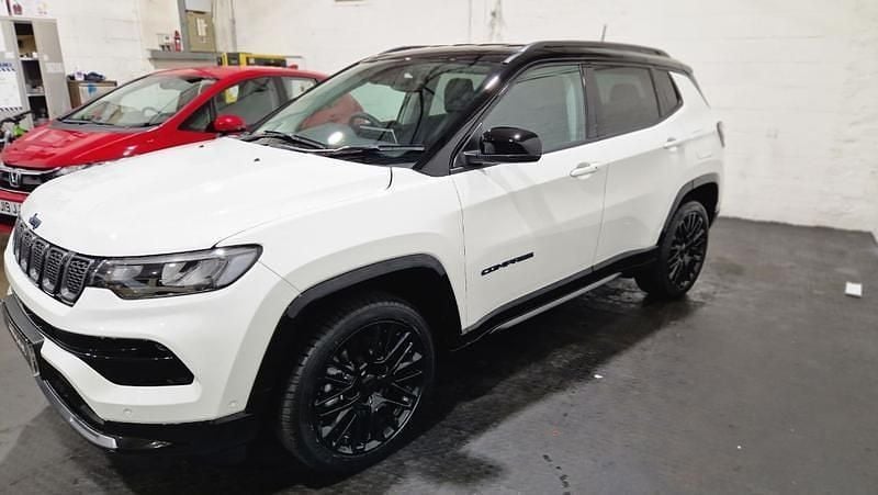 Used Jeep Compass 241 HP (177 kW) 2023 White SUV