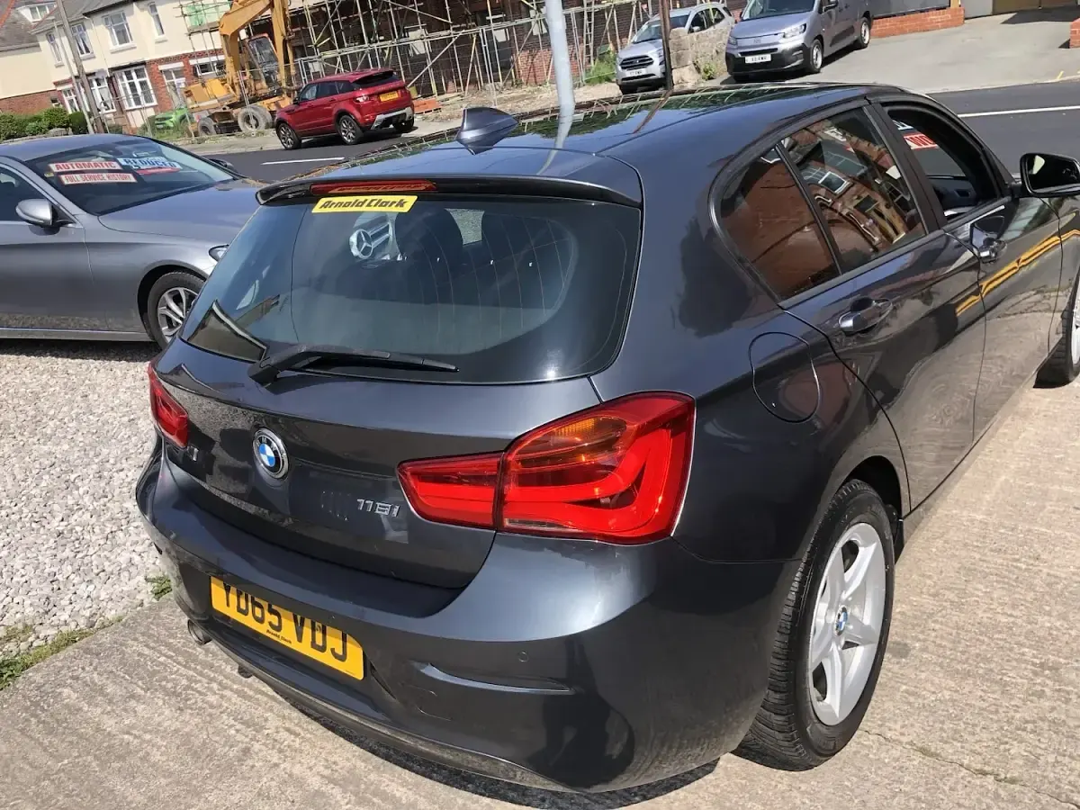 Used BMW 118 Performance 134 HP (98 kW) 2015 Grey Hatchback