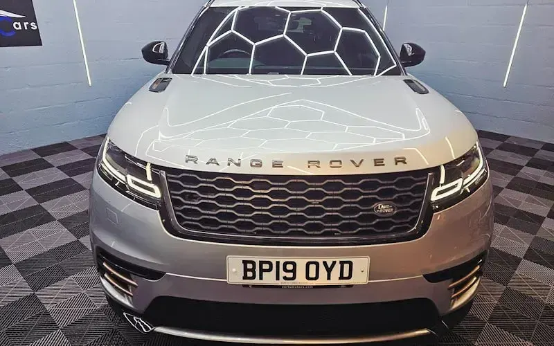 Used Land Rover Range Rover Velar SE Dynamic 179 HP (131 kW) 2020 SUV