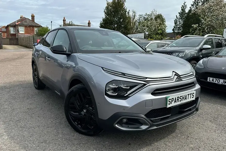 Używany Citroën e-C4 100 kW (136 KM) 2024 Hatchback