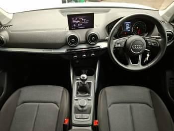 Used Audi Q2 Sport 116 HP (85 kW) 2018 White SUV