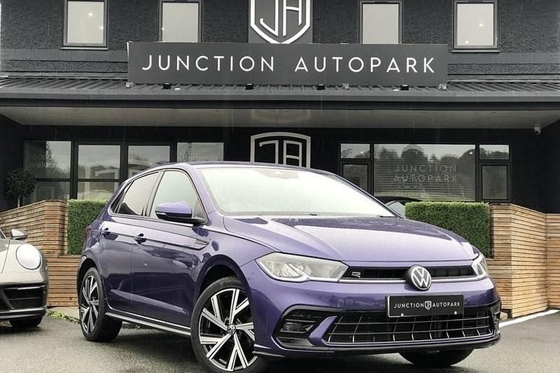 Used VW Polo R-line 95 HP (69 kW) 2024 Mauve/purple Hatchback