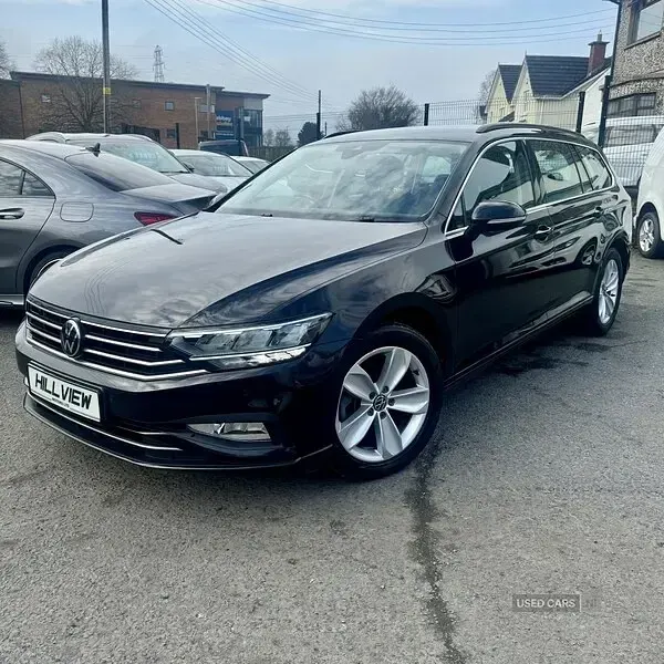 Used VW Passat SE 150 HP (110 kW) 2021 Black Estate