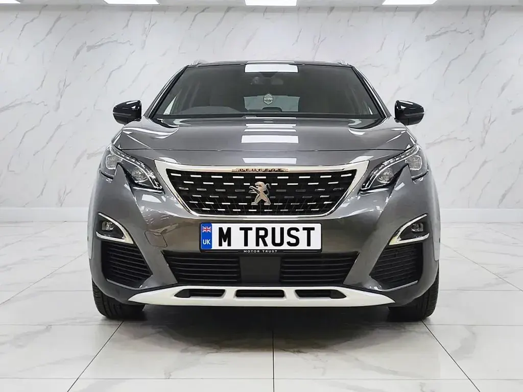 Second-hand Peugeot 3008 GT-line 130 CP (95 kW) 2019 Gri SUV