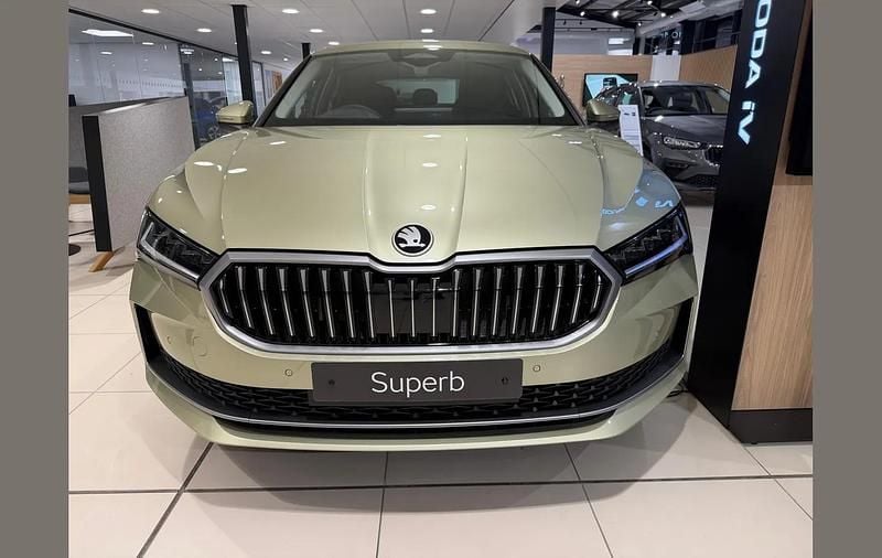 New Skoda Superb SE Technology 150 HP (110 kW) 2026 Yellow Hatchback