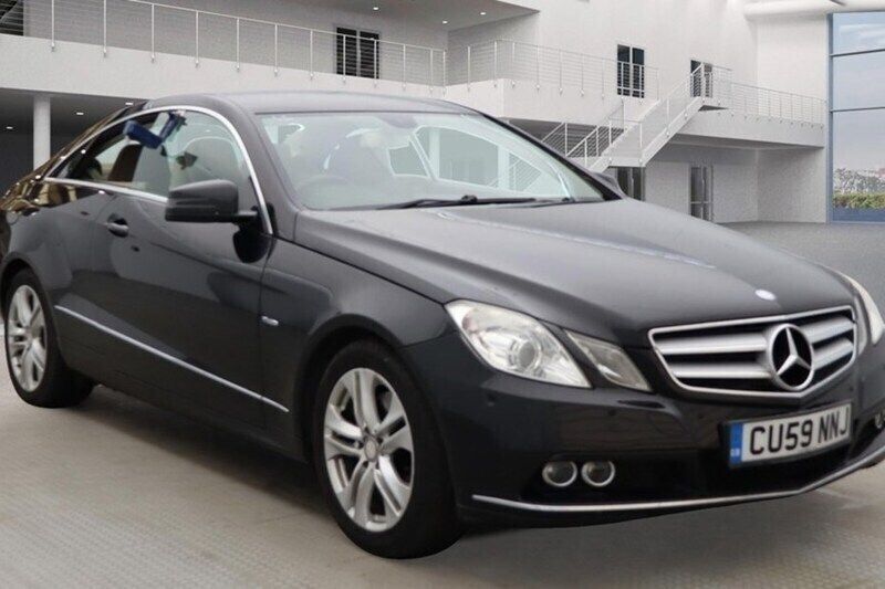 Black Used 2010 Mercedes E350 SE Coupe | £3,999 (Fair price) - Image 1/1