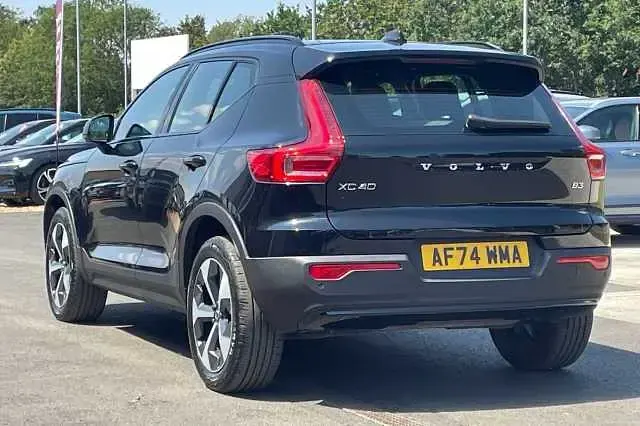 Used Volvo XC40 Plus 161 HP (118 kW) 2024 Black SUV