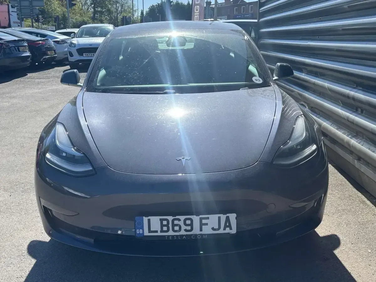 Usado Tesla Model 3 Performance 461 kW (627 CV) 2019 Gris Berlina