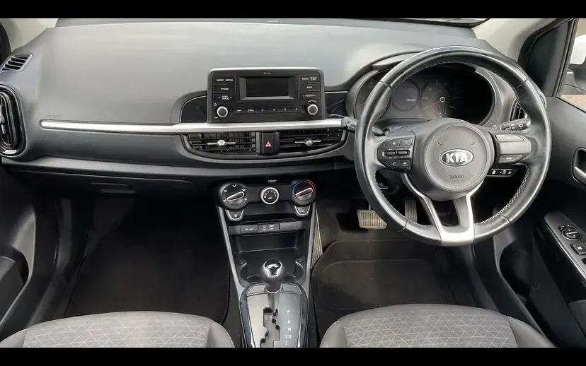 Used Kia Picanto 83 HP (61 kW) 2018 White Hatchback