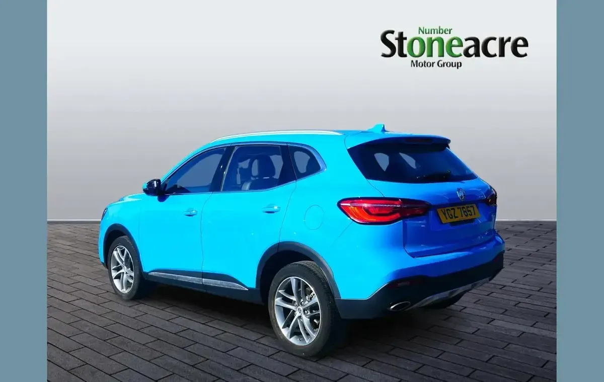 Używany MG HS Excite 162 KM (119 kW) 2023 Niebieski SUV