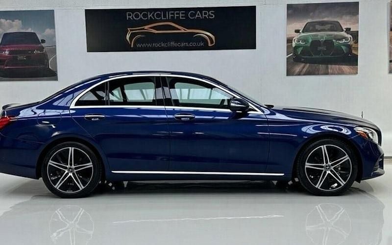 Used Mercedes C200 198 HP (145 kW) 2019 Blue Sedan