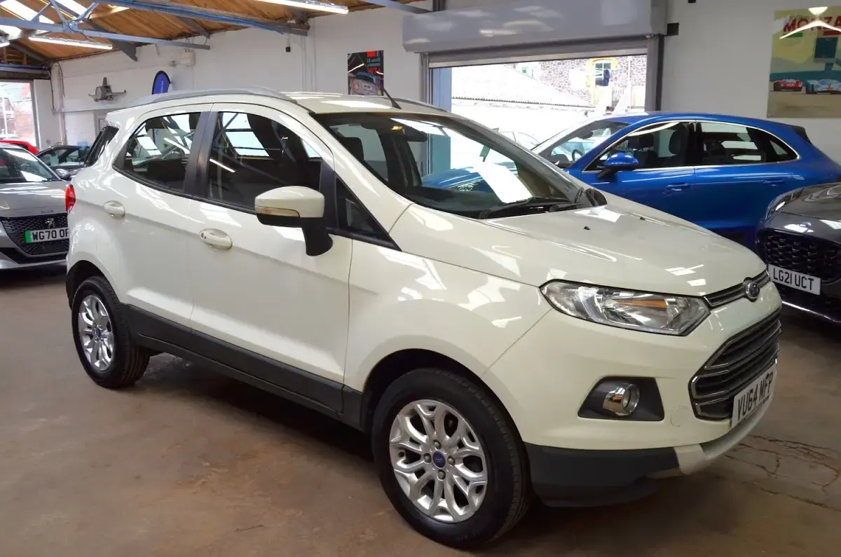 Used Ford Ecosport Titanium 2014 White SUV