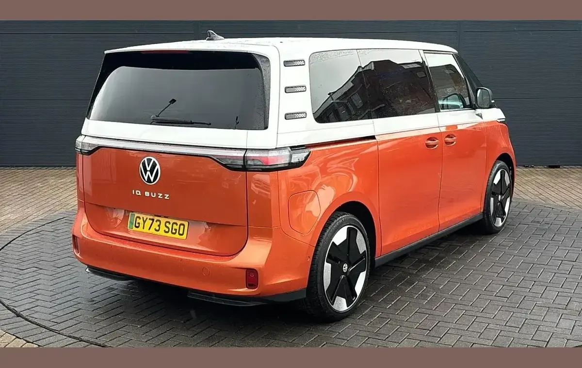 Used VW ID. Buzz Pro 150 kW (204 HP) 2024 White MPV