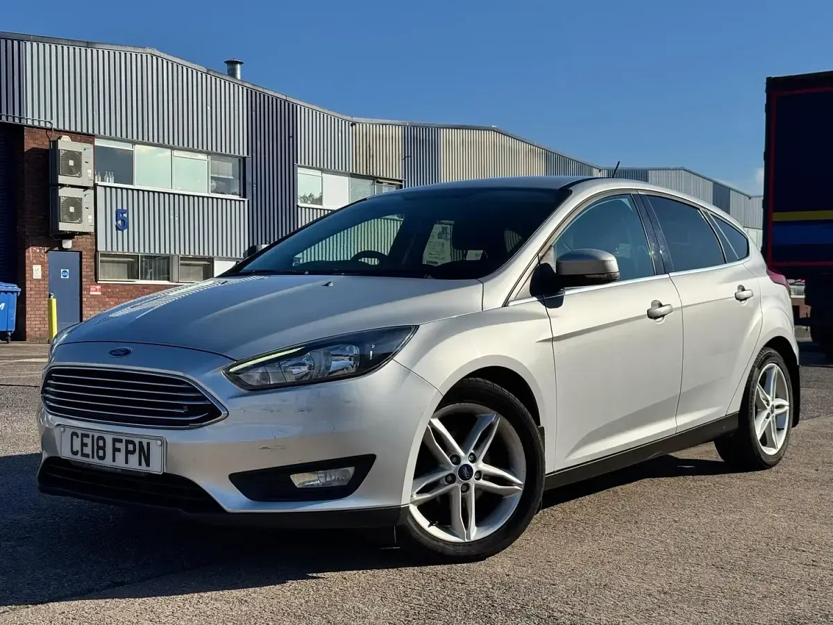 Used Ford Focus Zetec 2018 Silver Hatchback
