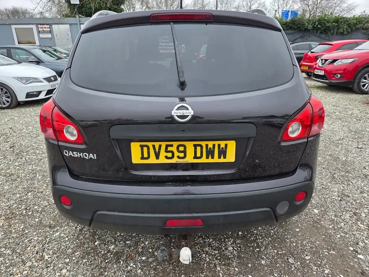 Used Nissan Qashqai N-TEC 141 HP (103 kW) 2009 Black SUV