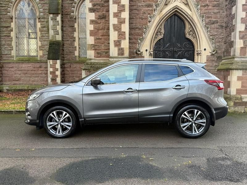 Used Nissan Qashqai N-Connecta 2019 Grey SUV