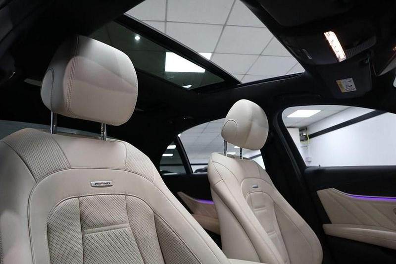 Usado Mercedes E53 AMG Premium Plus 2019 Azul Sedan