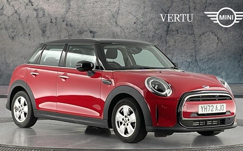 Używany Mini Cooper Classic 136 KM (100 kW) 2022 Hatchback