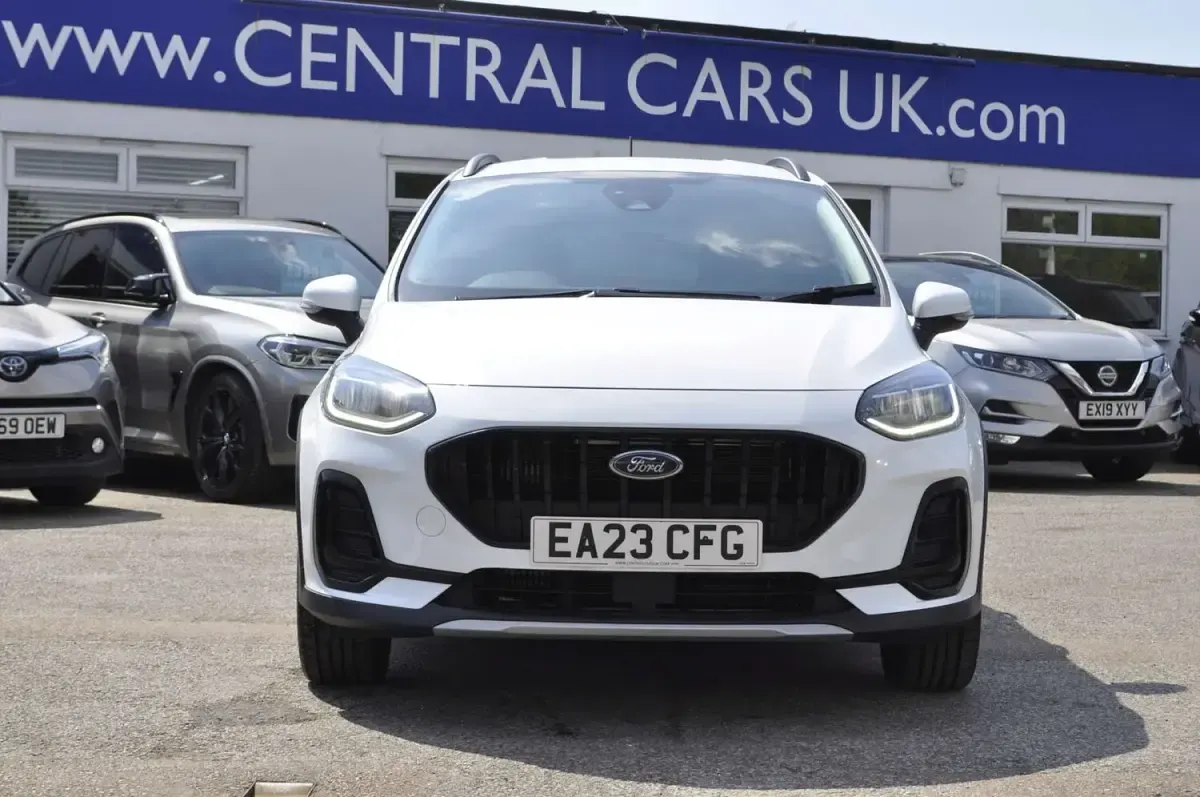 Used Ford T Active 2023 White Hatchback