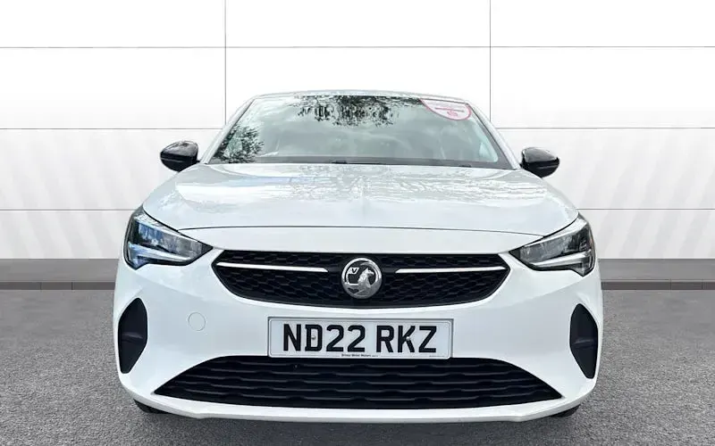 Used Vauxhall Corsa Edition 75 HP (55 kW) 2022 White Hatchback