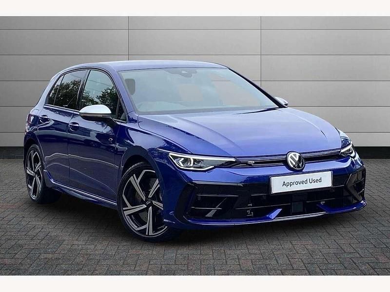 Used VW Golf VIII R 333 HP (244 kW) 2025 Lapiz blue Hatchback