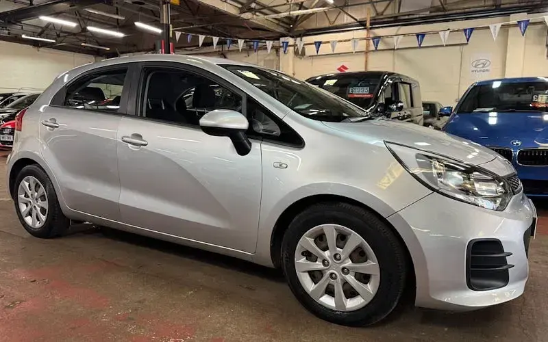 Begagnad Kia Rio Air 86 HK (63 kW) 2016 Halvkombi