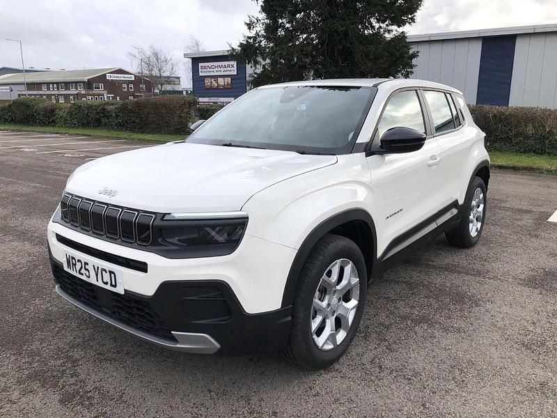 Used Jeep Avenger Altitude 100 HP (73 kW) 2025 White SUV