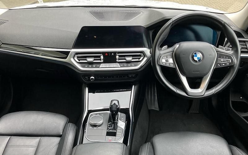 Used BMW 330e Sport Line 292 HP (214 kW) 2021 Alpine white Sedan