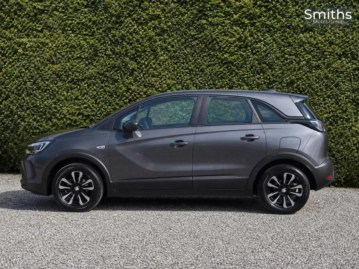 Used Vauxhall Crossland Design Edition 82 HP (60 kW) 2022 Grey SUV