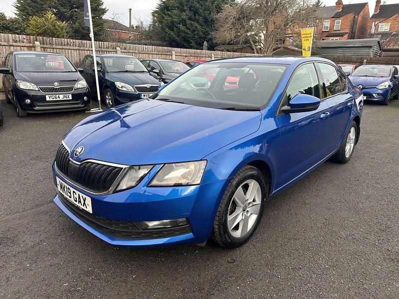 Used Skoda Octavia SE 115 HP (84 kW) 2019 Blue Hatchback