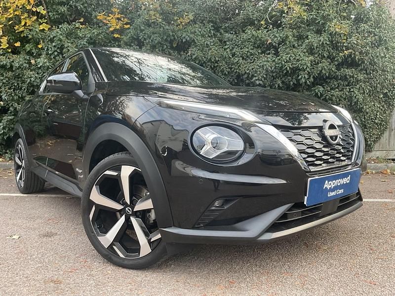 Black Used 2022 Nissan Juke Tekna SUV | £16,545 (Fair price) - Image 1/3