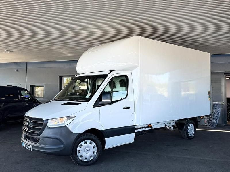 Używany Mercedes Sprinter Progressive 143 KM (105 kW) 2021 Biały Van