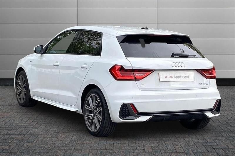 New Audi A1 S-Line 116 HP (85 kW) 2026 Glacier white SUV