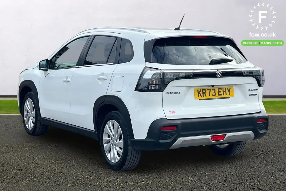 Used Suzuki SX4 2023 White Hatchback
