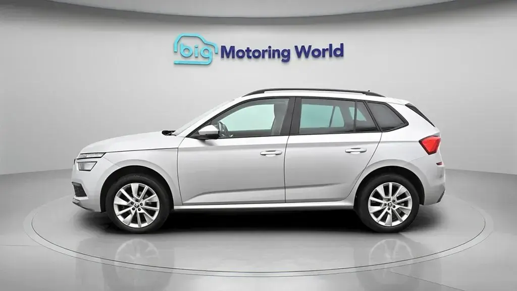 Used Skoda Kamiq SE Drive 150 HP (110 kW) 2023 Silver SUV